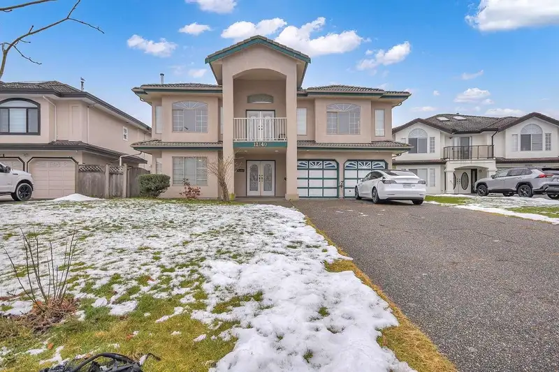 12140 77A AVENUE - photo 1 of 40
