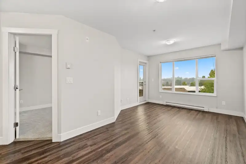 311 2565 CAMPBELL AVENUE - photo 4 of 29
