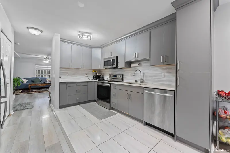 9 12730 66 AVENUE - photo 4 of 19