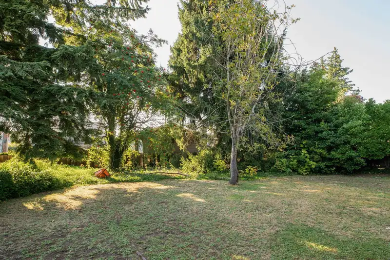 900 PORTER STREET - photo 4 of 34