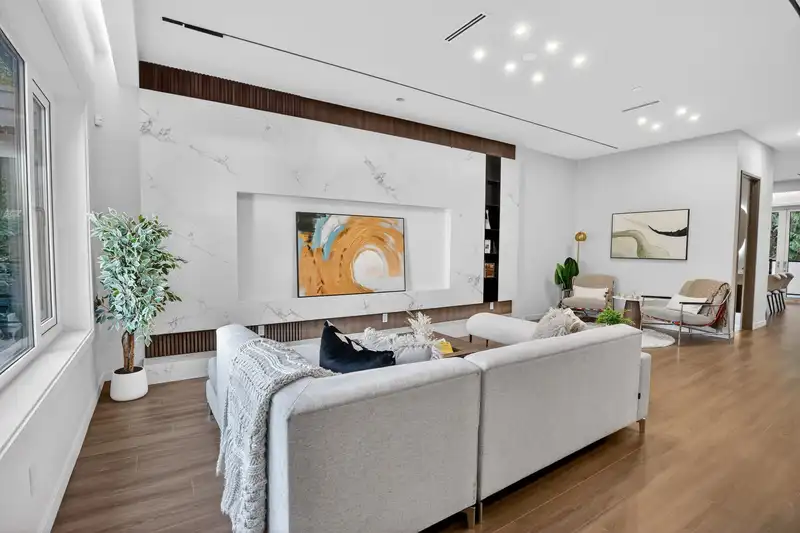 3548 W 35TH AVENUE - photo 3 of 12