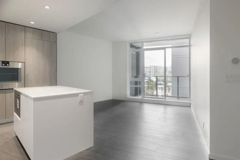 641 6500 MINORU BOULEVARD - photo 2 of 10