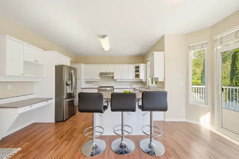 23800 KANAKA WAY - photo 3 of 30