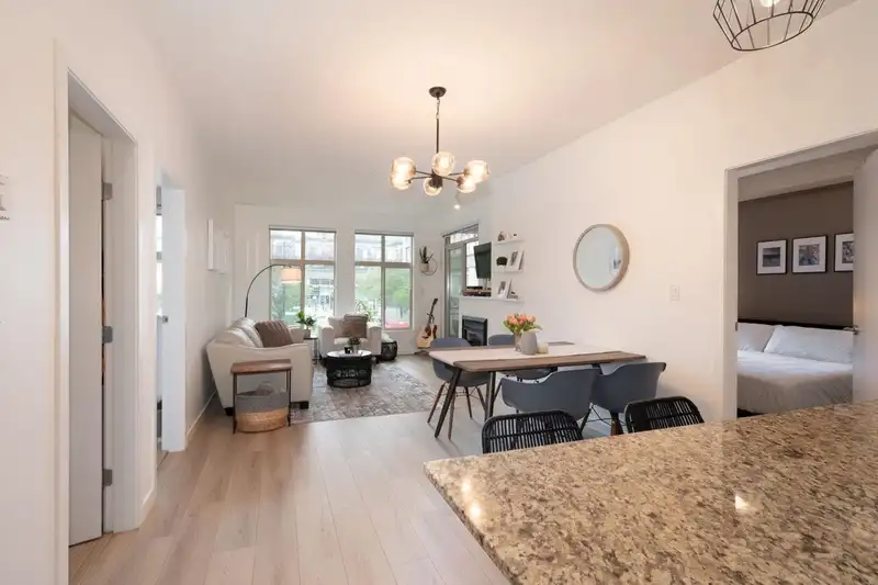 215 101 MORRISSEY ROAD - photo 1 of 39