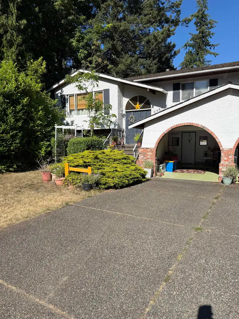 2496 124 STREET - photo 1 of 18