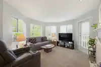 206 15150 108 AVENUE - thumbnail 3