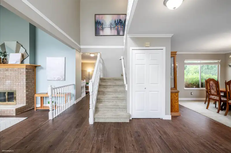5970 SOUTHPARK GROVE - photo 4 of 26