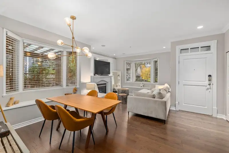 3135 SUNNYHURST ROAD - photo 3 of 31