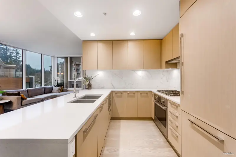 402 3533 ROSS DRIVE - photo 4 of 23