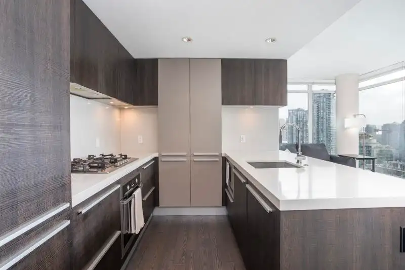 1805 1351 CONTINENTAL STREET - photo 2 of 32