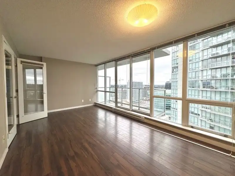 901 13688 100 AVENUE - photo 3 of 9