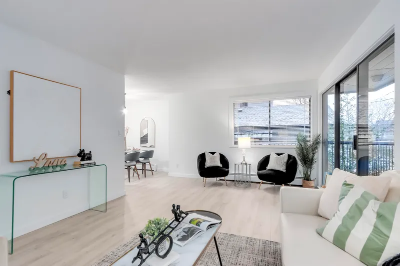 206 1622 FRANCES STREET - photo 1 of 21