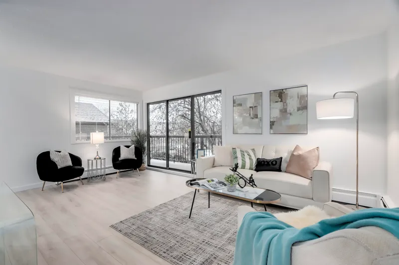 206 1622 FRANCES STREET - photo 2 of 21