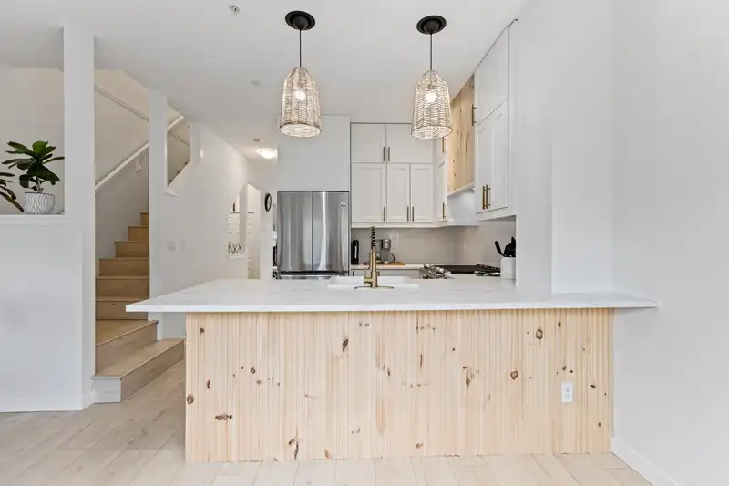 125 1055 RIVERWOOD GATE - photo 1 of 35