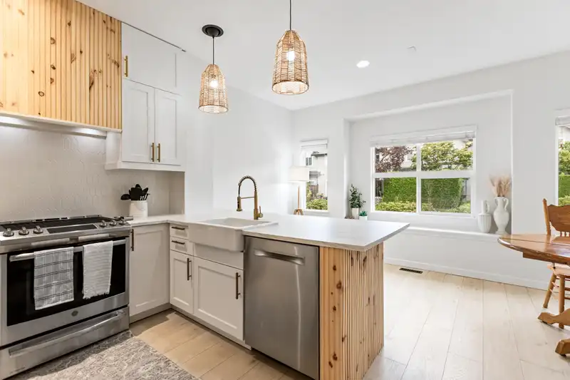 125 1055 RIVERWOOD GATE - photo 4 of 35