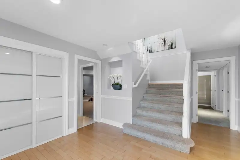 35827 GRAYSTONE DRIVE - photo 3 of 40