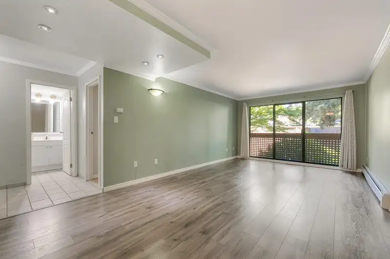 322 7151 EDMONDS STREET - photo 3 of 16