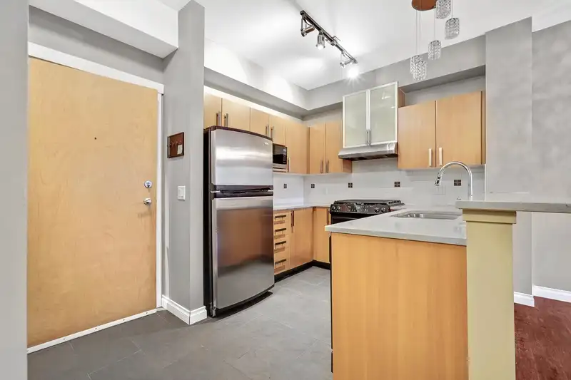 413 801 KLAHANIE DRIVE - photo 4 of 35