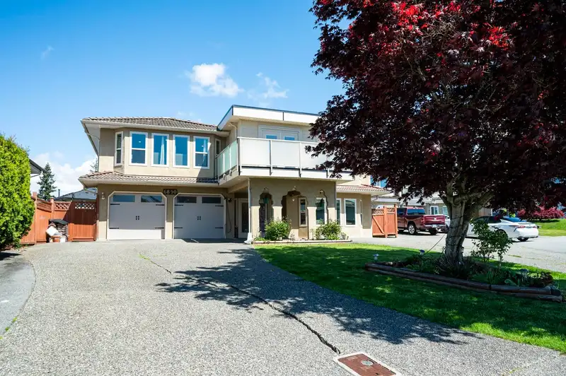 6890 123A STREET - photo 2 of 40