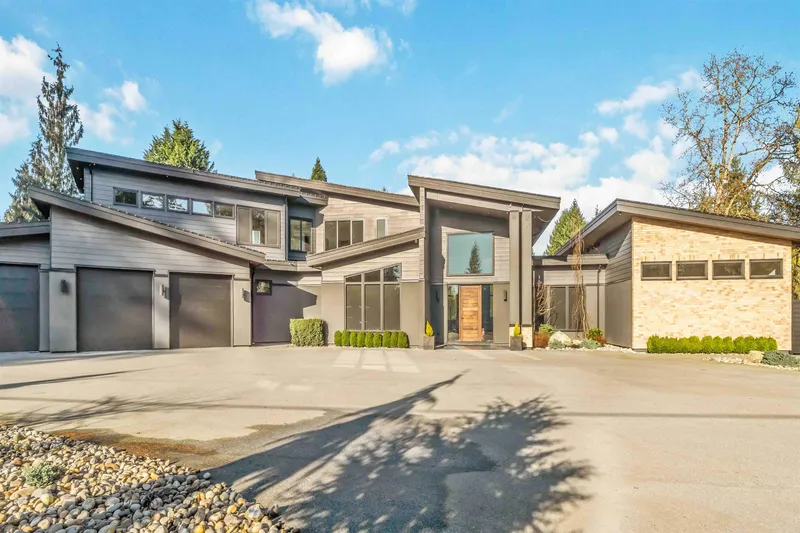 24095 53 AVENUE - photo 2 of 25