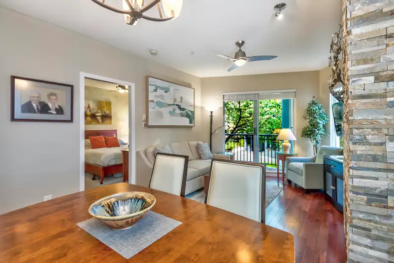 202 1928 NELSON STREET - photo 2 of 24
