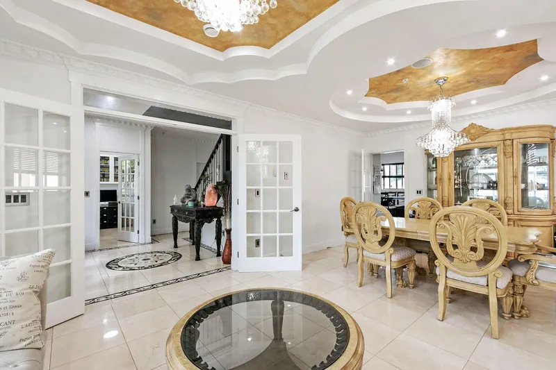 1060 E 61ST AVENUE - photo 4 of 25