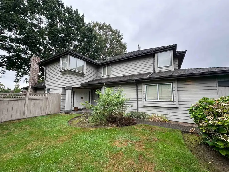 16 9331 FRANCIS ROAD - photo 2 of 13