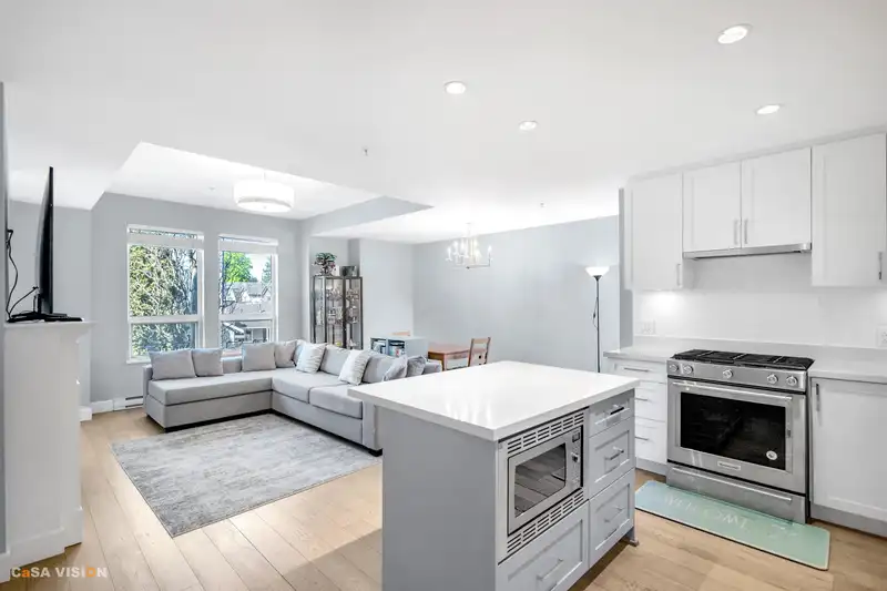4762 48B STREET - photo 2 of 24
