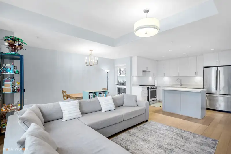 4762 48B STREET - photo 4 of 24