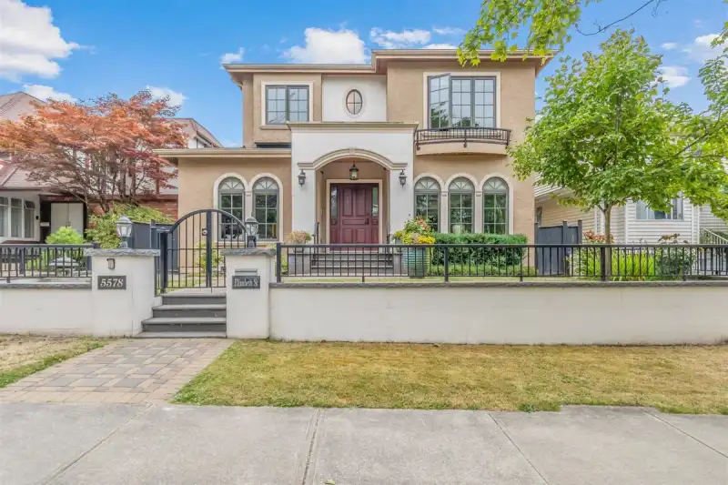 5578 ELIZABETH STREET - photo 1 of 12