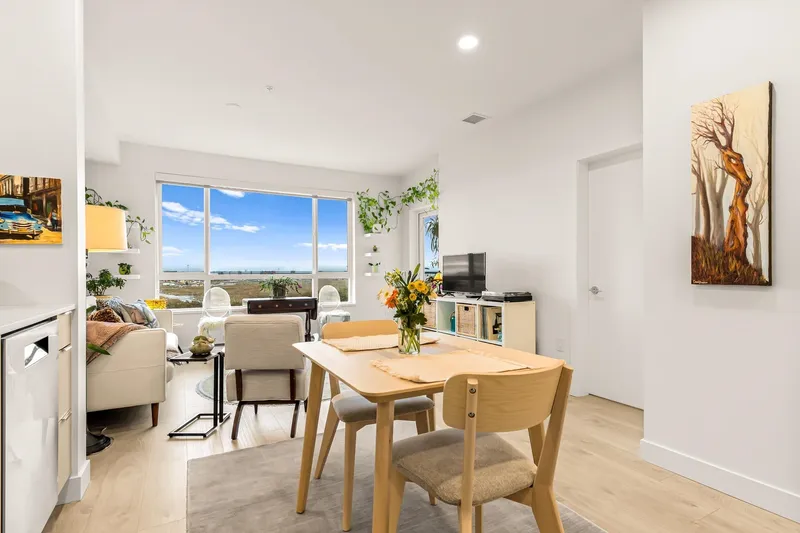 328 2499 RABBIT DRIVE - photo 4 of 25