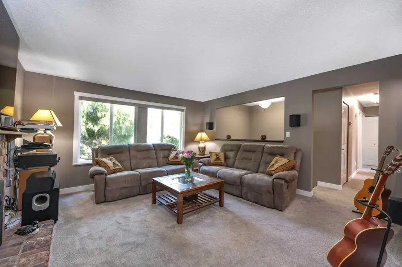 30 27052 34A AVENUE - photo 3 of 25