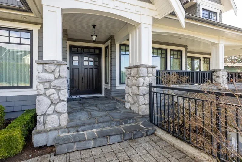 4228 SKYLINE DRIVE - photo 2 of 25