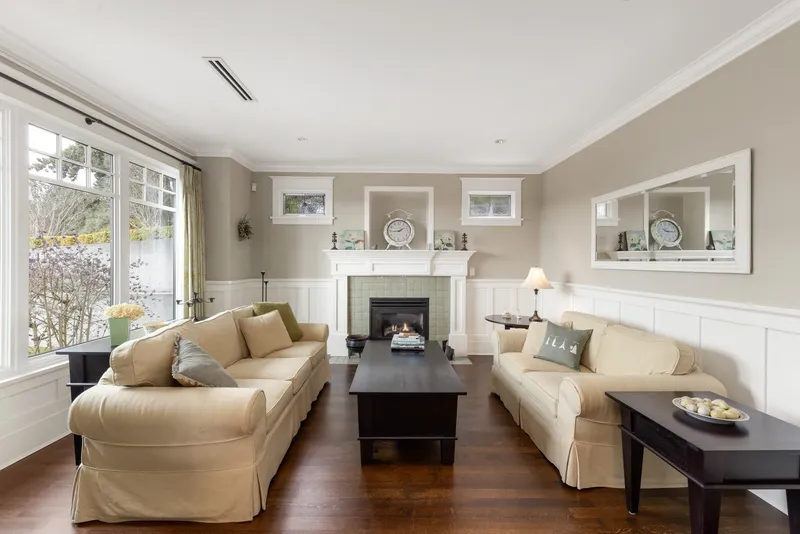 4228 SKYLINE DRIVE - photo 4 of 25