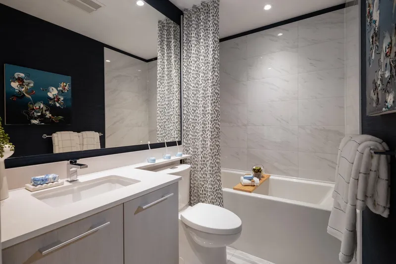 120 3637 SHEFFIELD AVENUE - photo 4 of 11