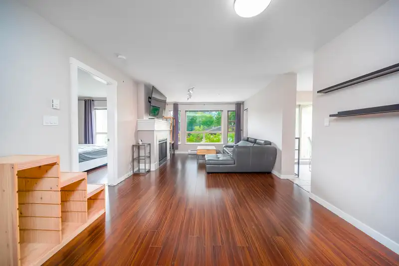 1321 5115 GARDEN CITY ROAD - photo 2 of 12