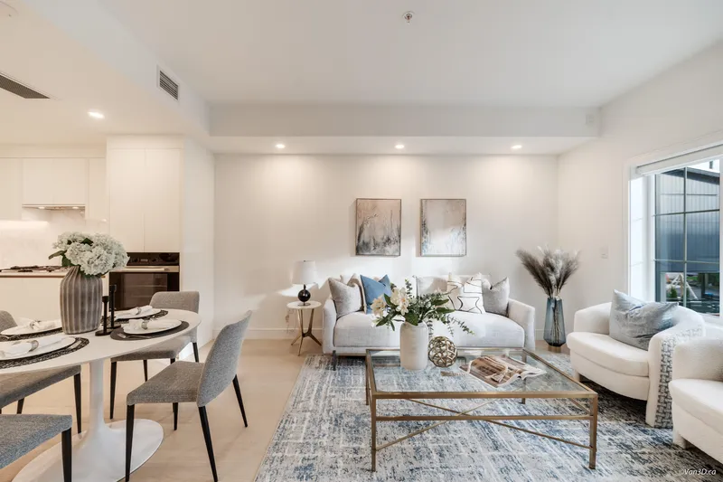 208 918 W 32ND STREET - photo 1 of 25