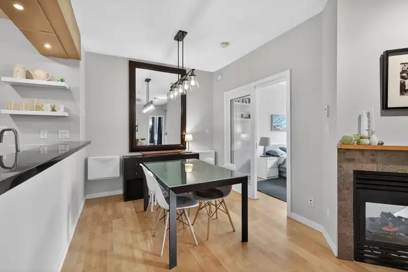 222 560 RAVEN WOODS DRIVE - photo 3 of 33