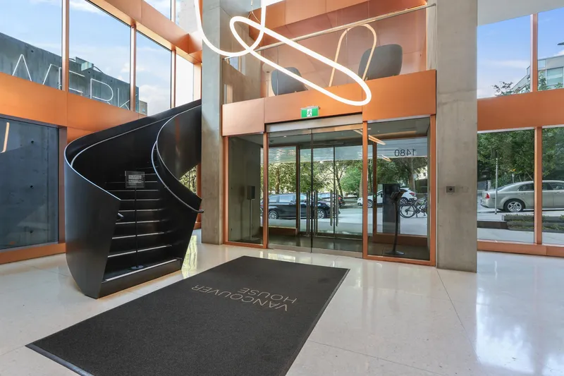 1205 1480 HOWE STREET - photo 2 of 21