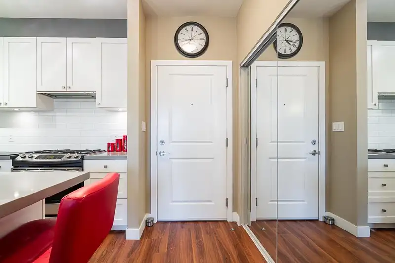 325 15850 26 AVENUE - photo 4 of 23
