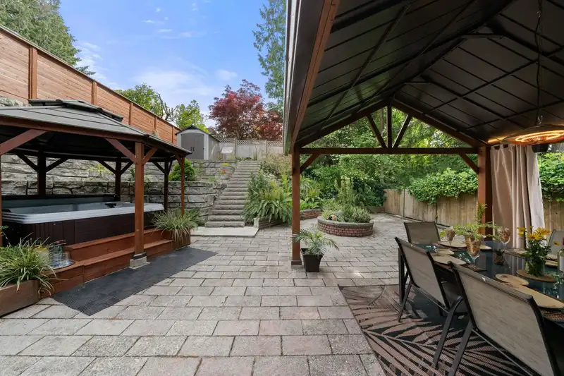 1493 PAISLEY ROAD - photo 3 of 40