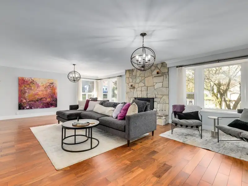 2882 141 STREET - photo 3 of 16