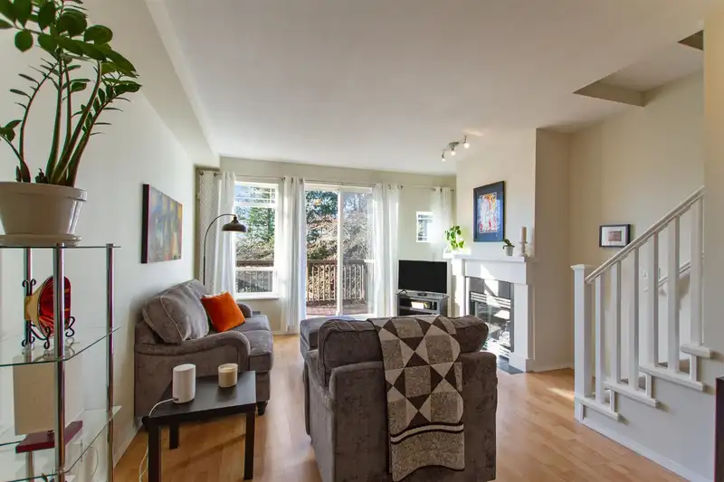 35 15 FOREST PARK WAY - photo 4 of 25