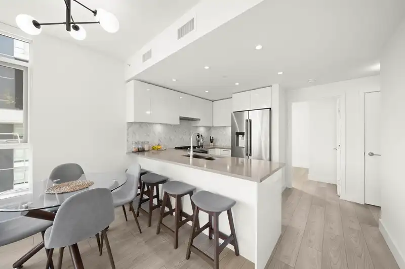 1007 8570 RIVERGRASS DRIVE - photo 1 of 39