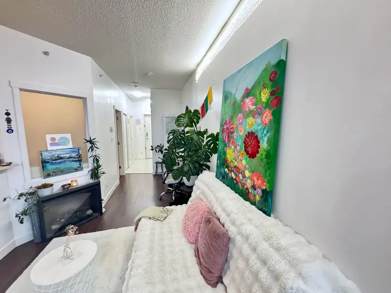 1609 13399 104TH AVENUE - photo 4 of 18