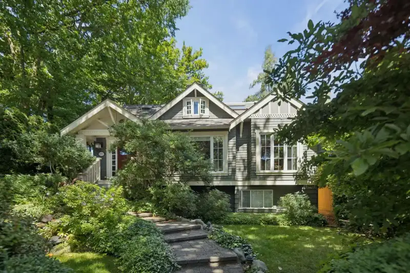 2997 W 38TH AVENUE - photo 1 of 40