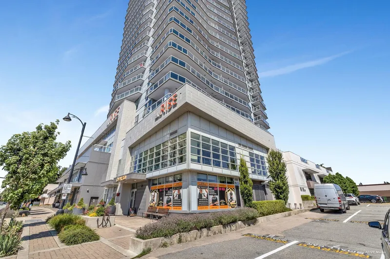 1801 11967 80 AVENUE - photo 2 of 25