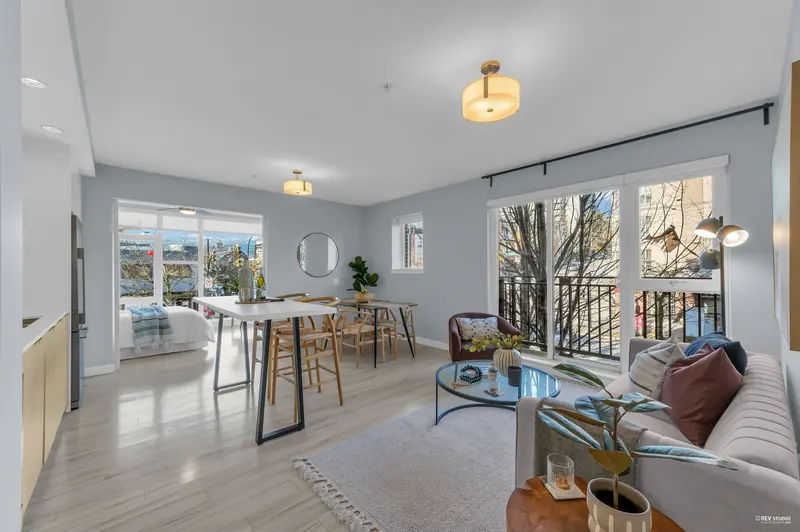 207 111 E 3RD STREET - photo 1 of 23