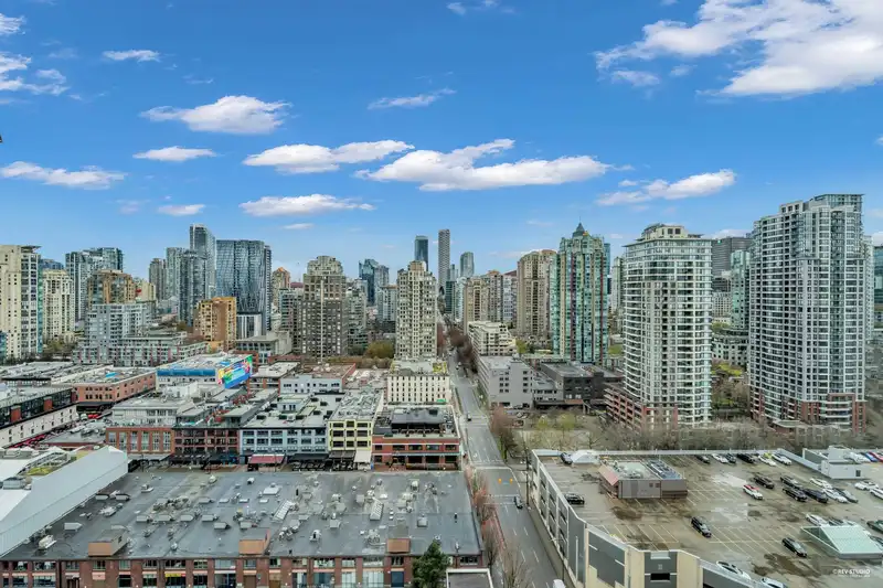2901 1008 CAMBIE STREET - photo 4 of 28