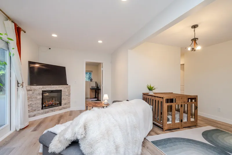 8528 DUNN STREET - photo 3 of 25